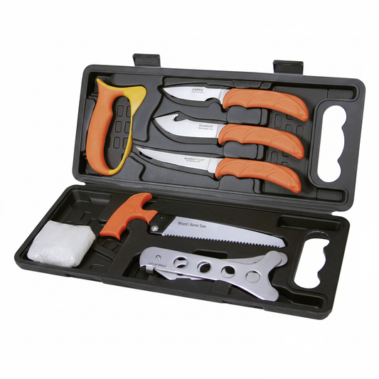 Outdoor Edge Wild-Pak 8-delige jacht messenset op witte achtergrond